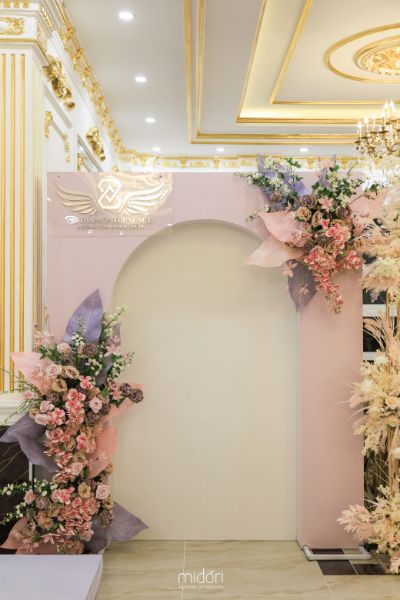 Trang trí không gian cưới cho CB DIAMOND PALACE tông màu hồng tím
